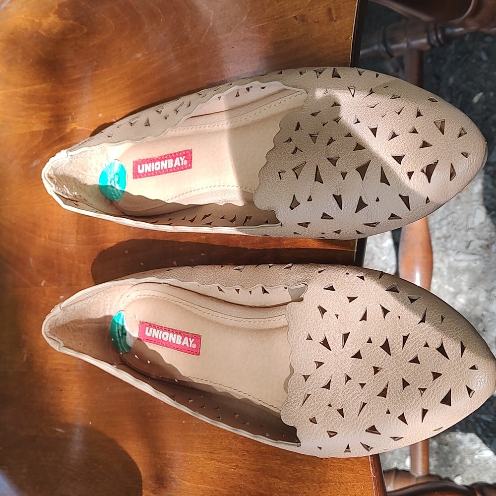Unionbay tan shoes